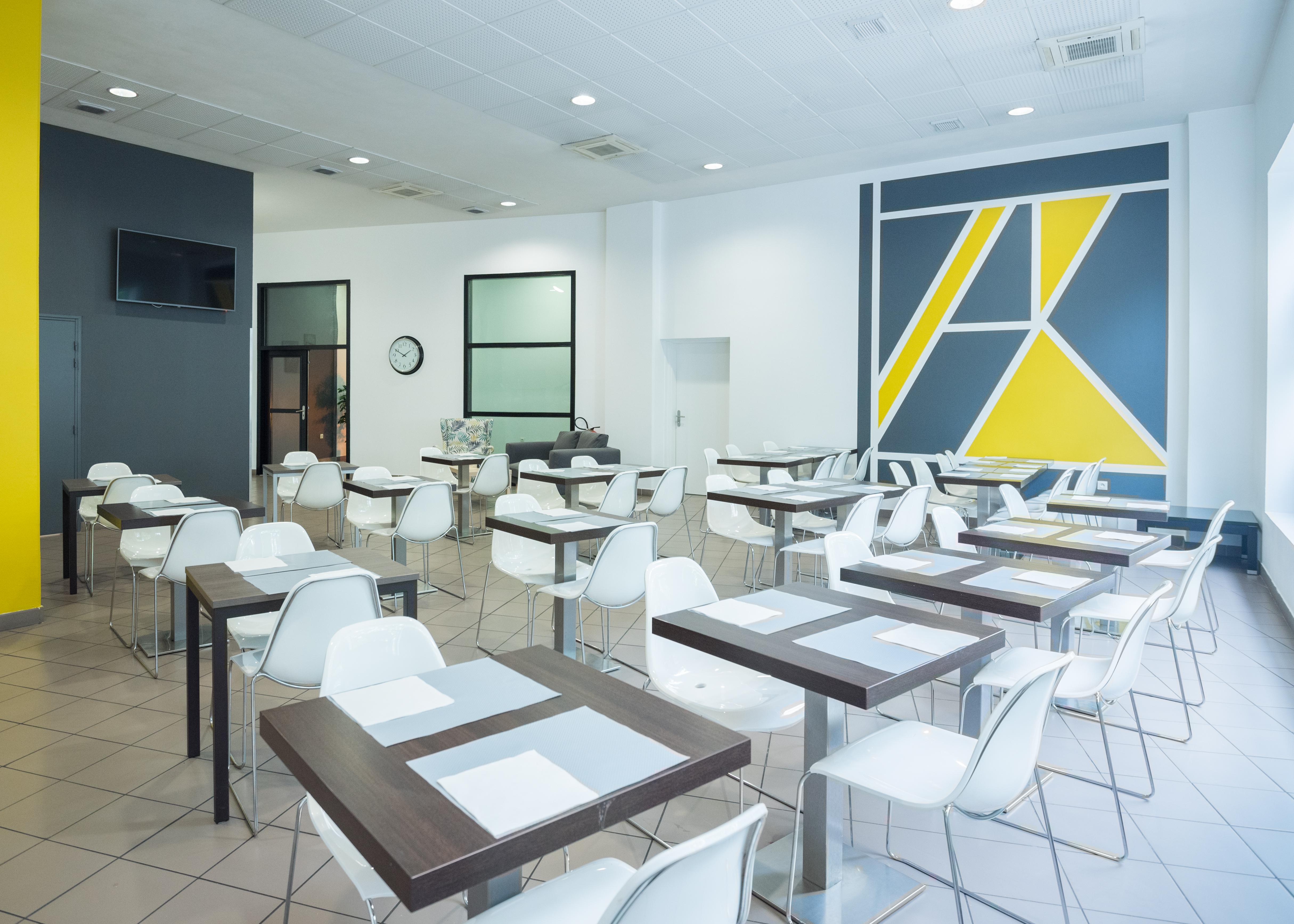 Comfort Aparthotel Nimes Centre Экстерьер фото